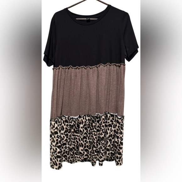 Emery Rose Dresses & Skirts - Elegant Black and Brown Leopard Print Maxi Dress